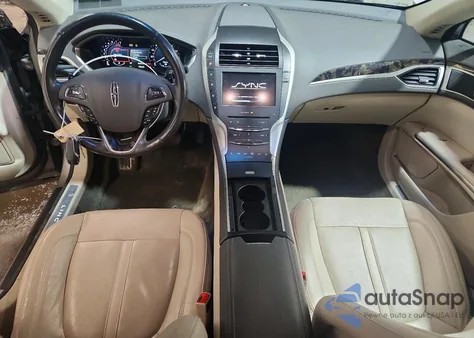 2016 Lincoln Mkz z USA, uszkodzony, nr VIN 3LN6L2J98GR621924